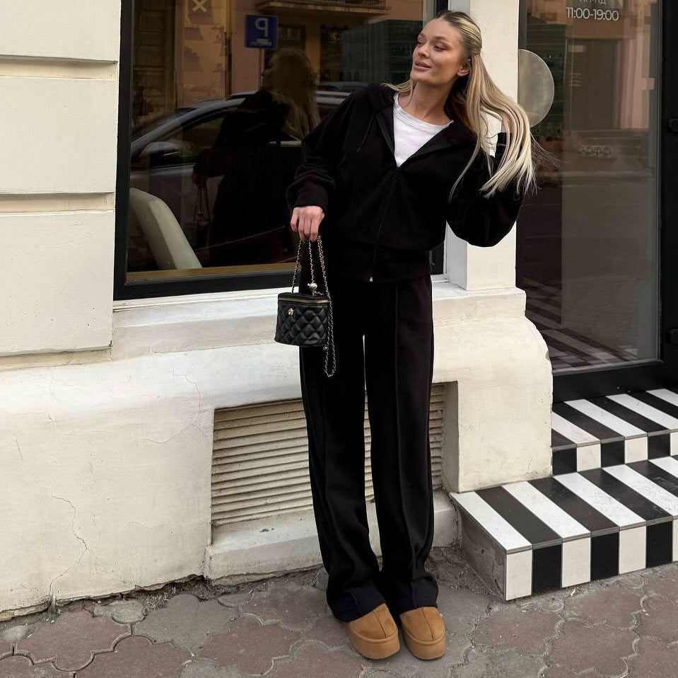 Women's Comfortable Fleece Hoodie and Lounge Pants Set