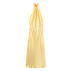 Women's Evening Dress with Halterneck and Flowing Cut