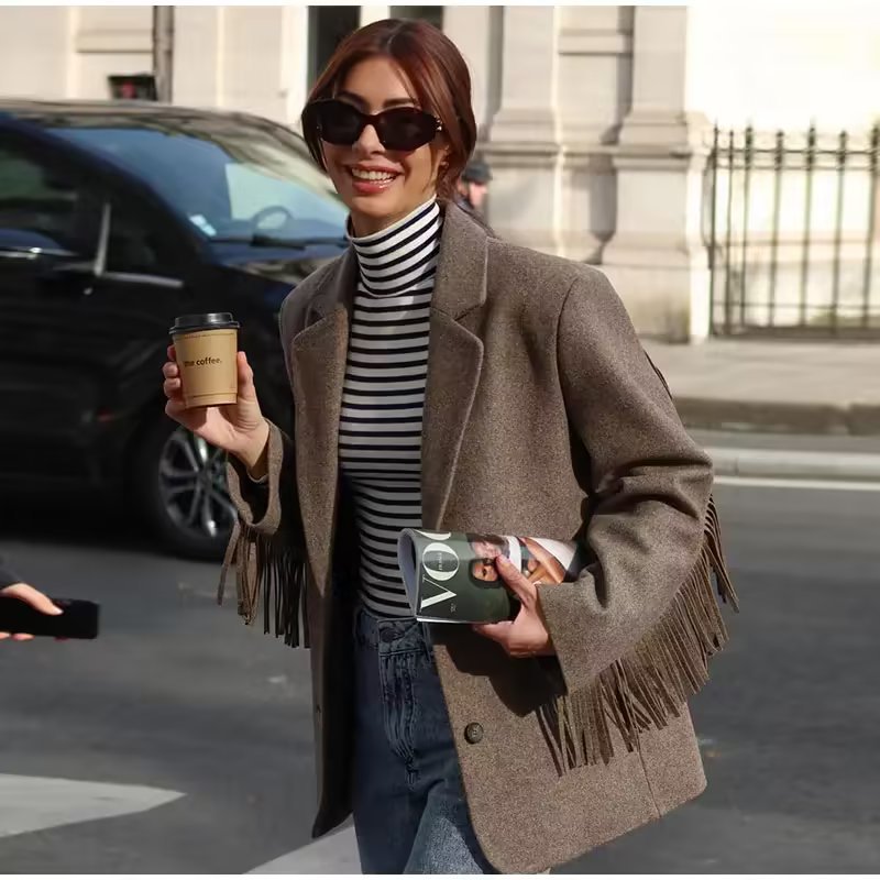 Elegant Blazer with Fringe Details and Two Pockets