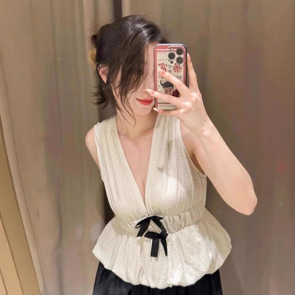 Women's Sleeveless Top with Decorative Bows and Elastic Waist