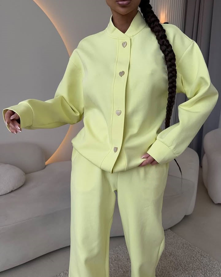Elegant and Comfortable Leisure Set with Button Placket and Wide Cut