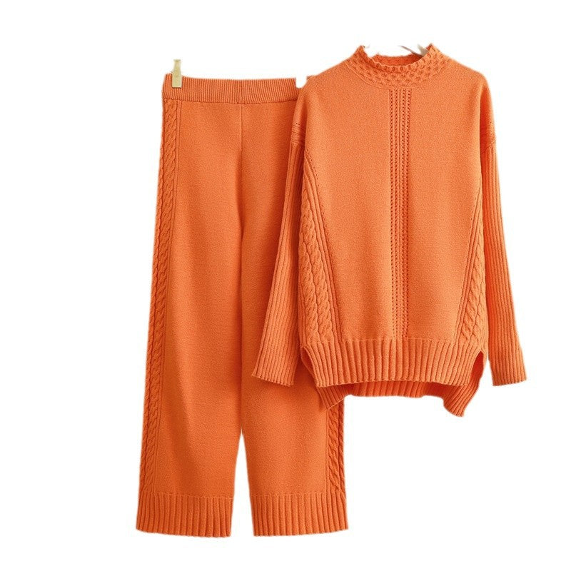 Women's Comfortable Knit Loungewear Set with High Cuffs and Decorative Cable Knits