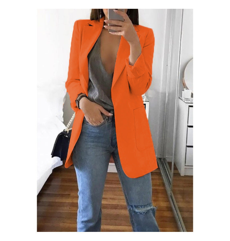 Elegant Tailored Blazer with Practical Pockets