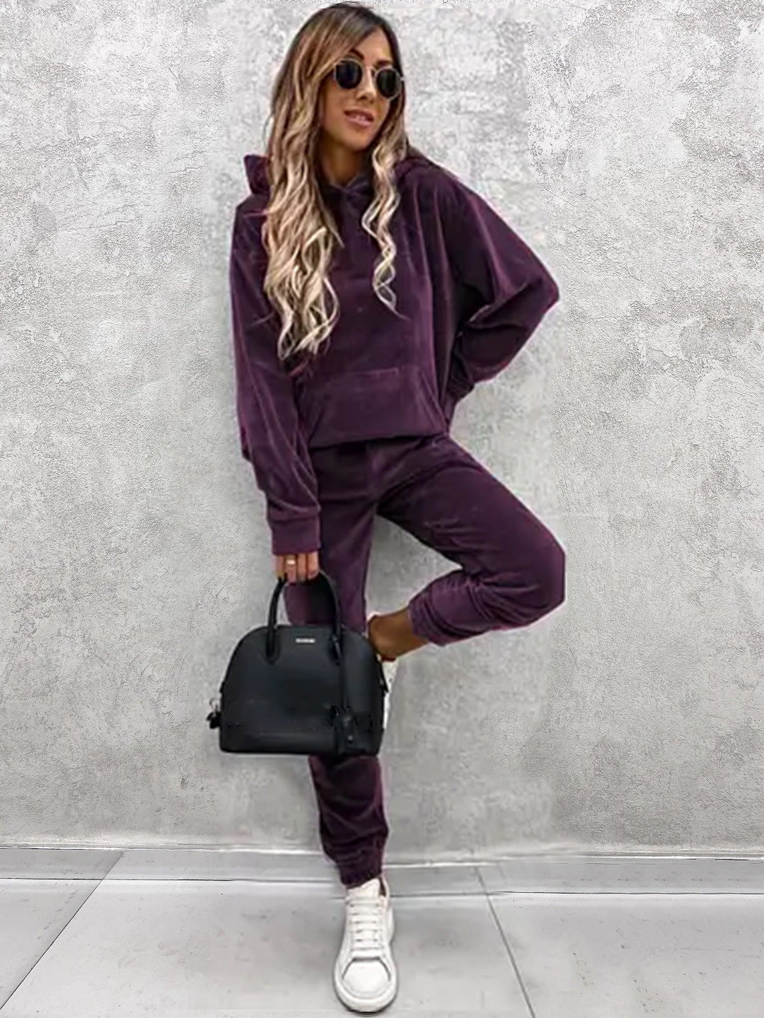 Women's Luxurious Microfiber Sport Suit with Hood and Pockets