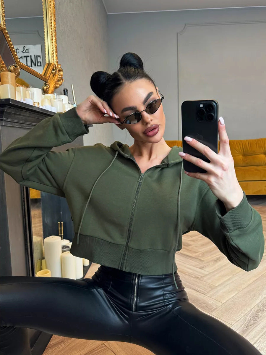 Women's Cropped Hoodie with Zipper and Casual Fit