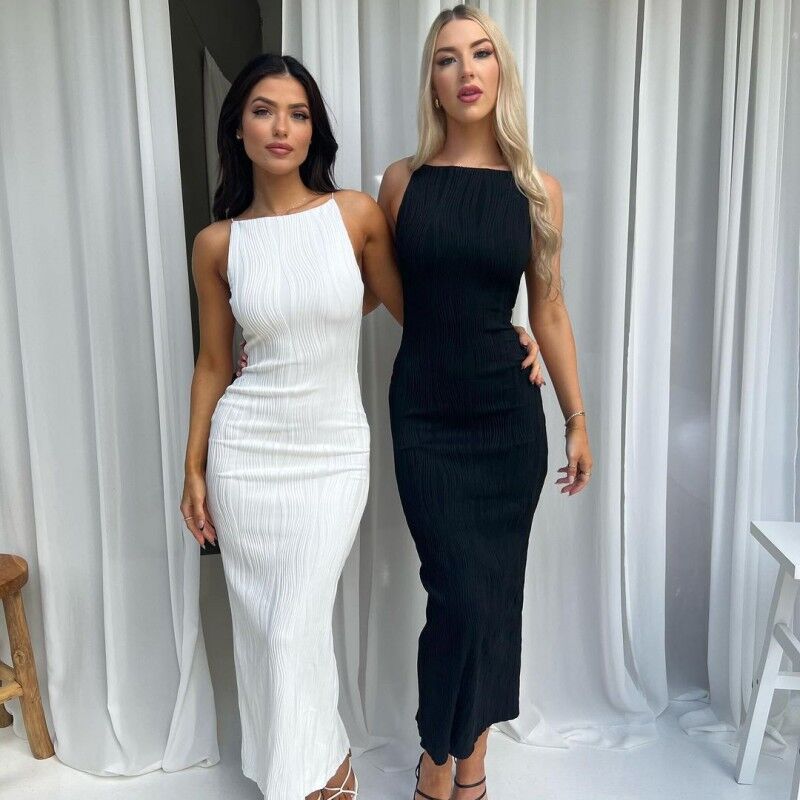 Women's Elegant Floor-Length Dress with Textured Design