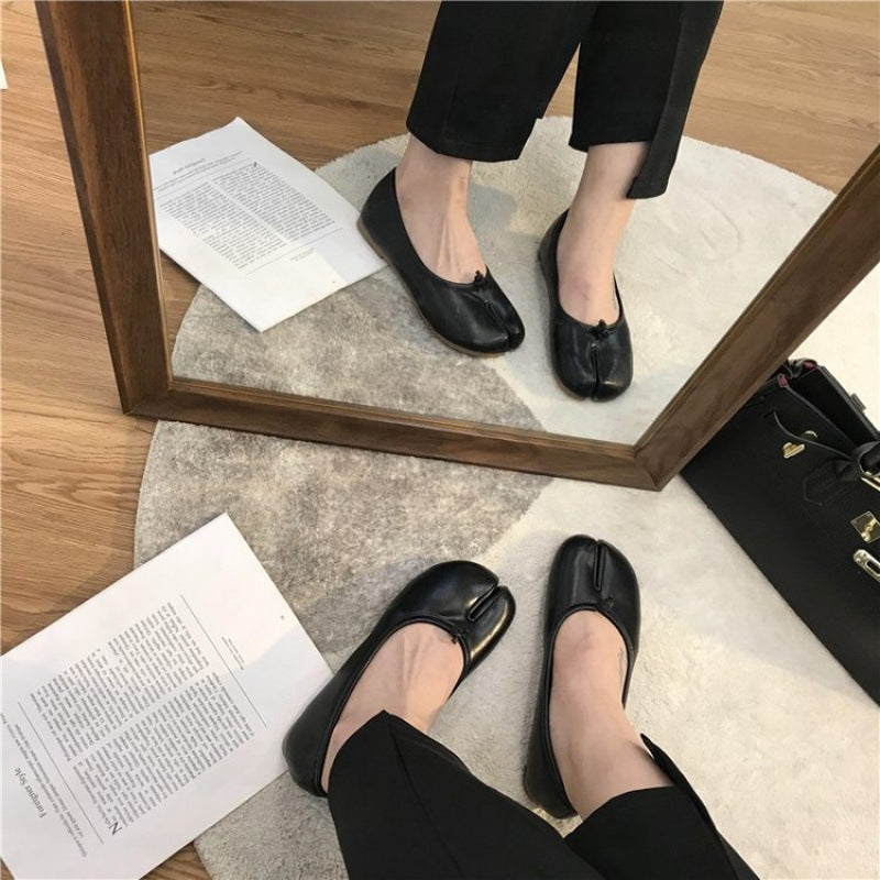 Women's Ballet Flats with Slit Details and Comfortable Insole