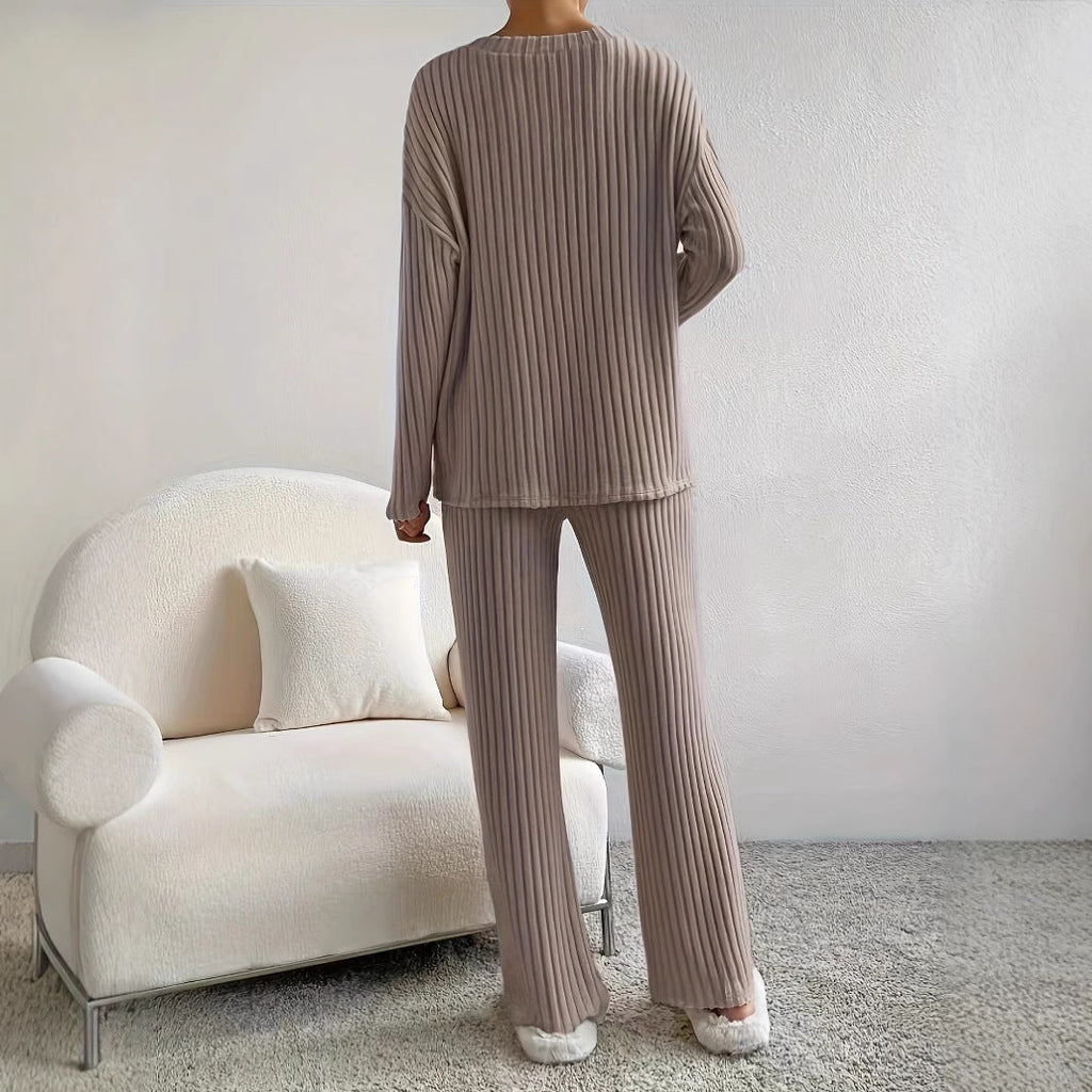 Comfortable Ribbed Knit Set with V-Neck