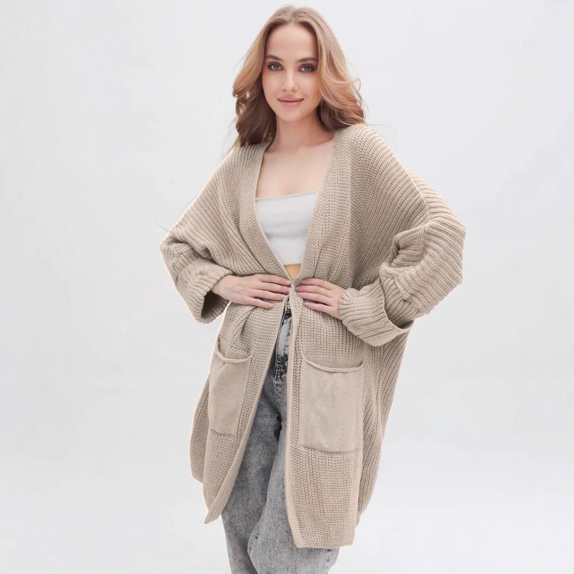 Women's Chunky Knit Cardigan with Spacious Pockets and Casual Fit