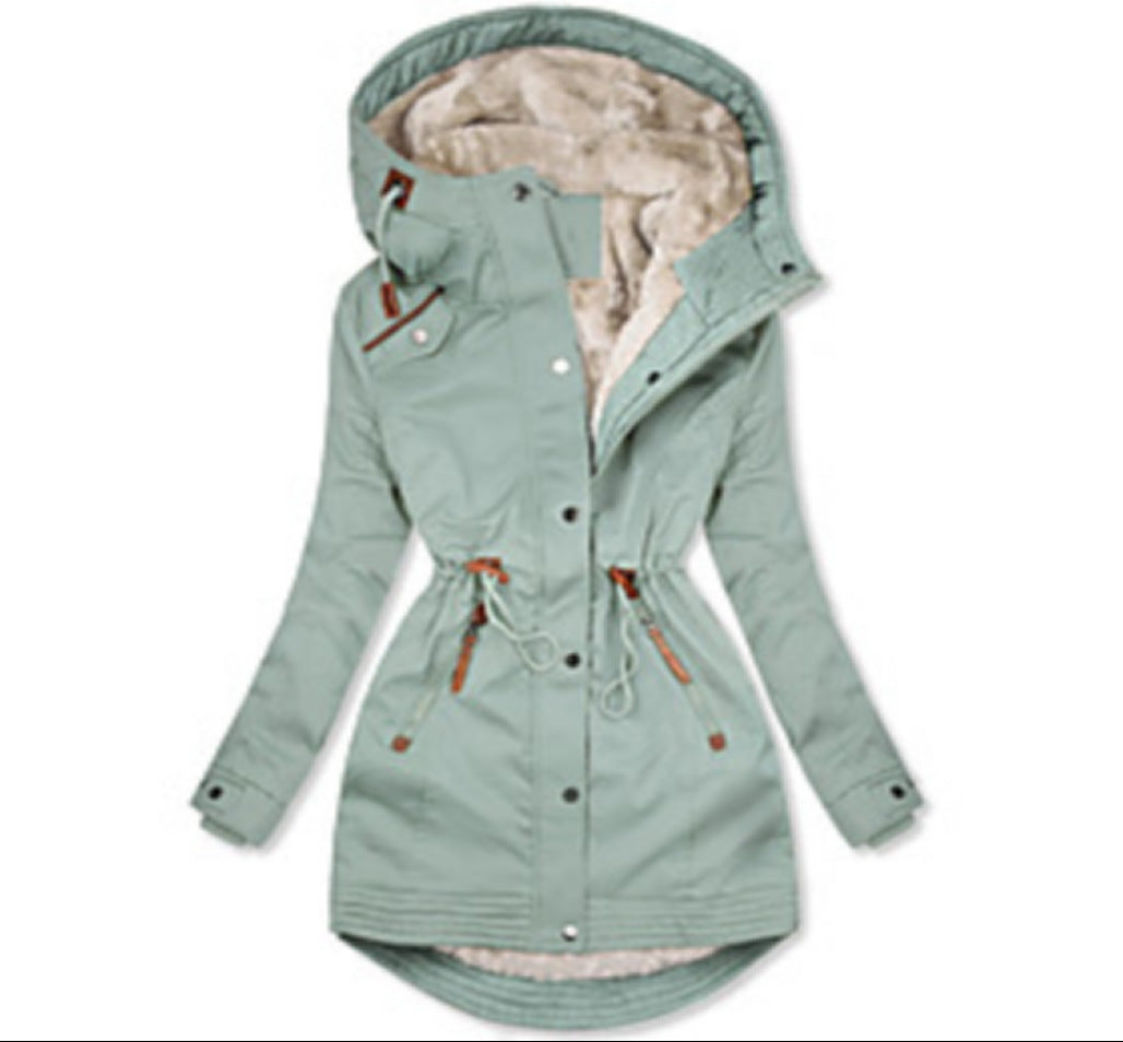 Women's Lined Winter Parka with Practical Pockets and Adjustable Belt