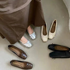 Women's Ballet Flats with Decorative Bow Design and Comfortable Footbed