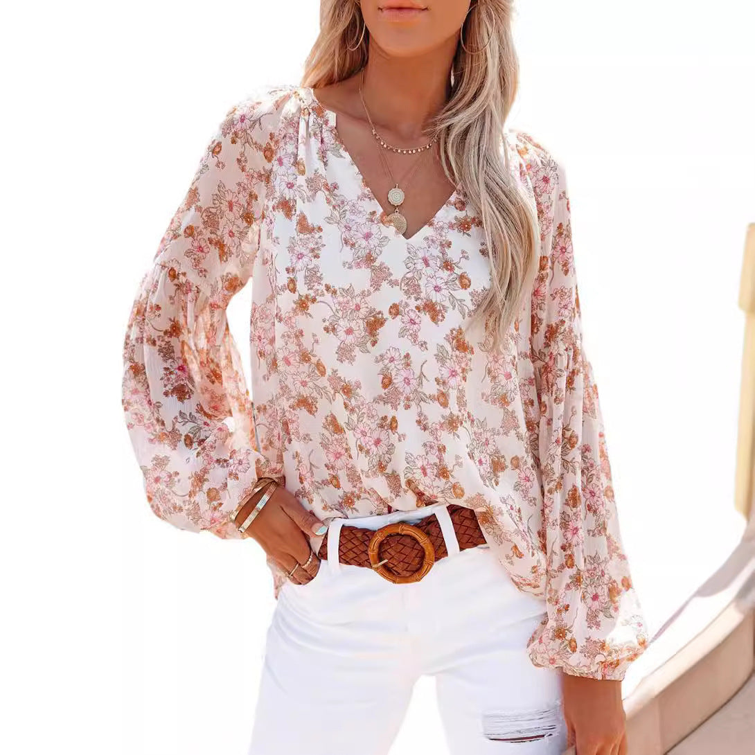 Women's Blouse with Floral Patterns and Airy Sleeves