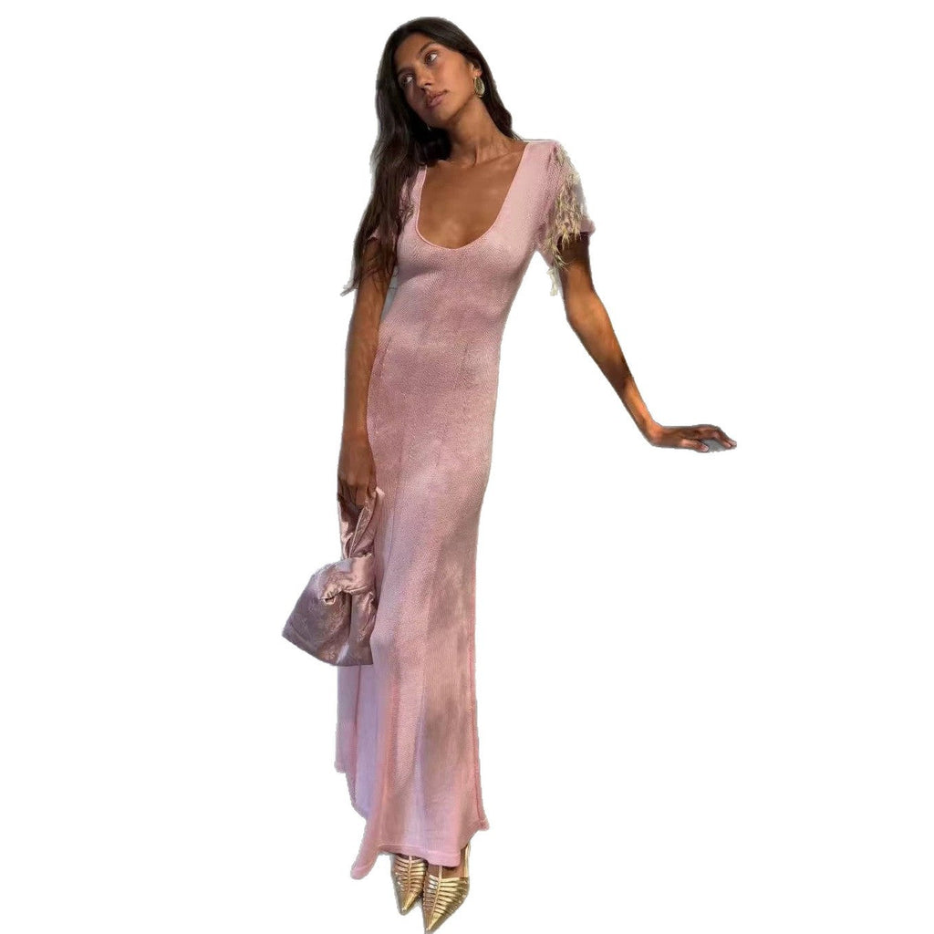 Elegant Figure-Hugging Maxi Dress with V-Neck