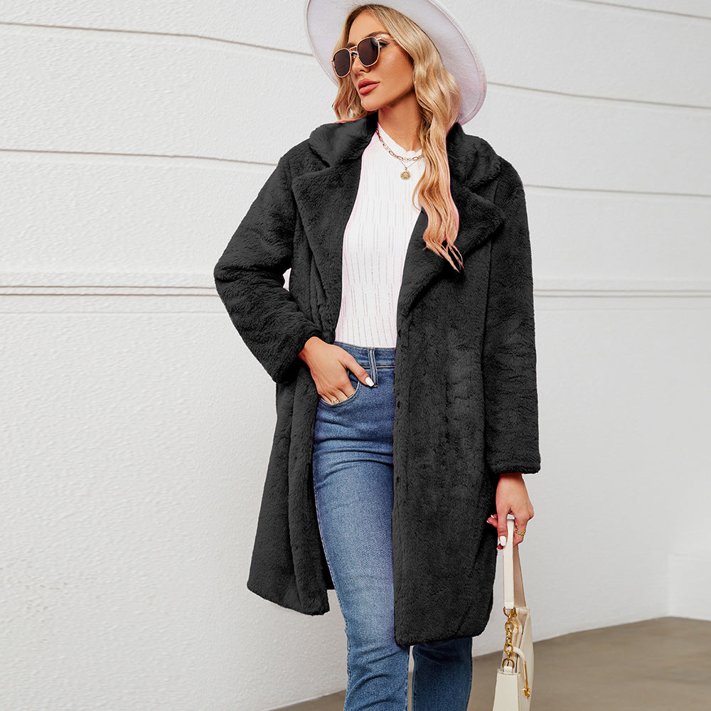Elegant Faux Fur Coat with Deep Collar