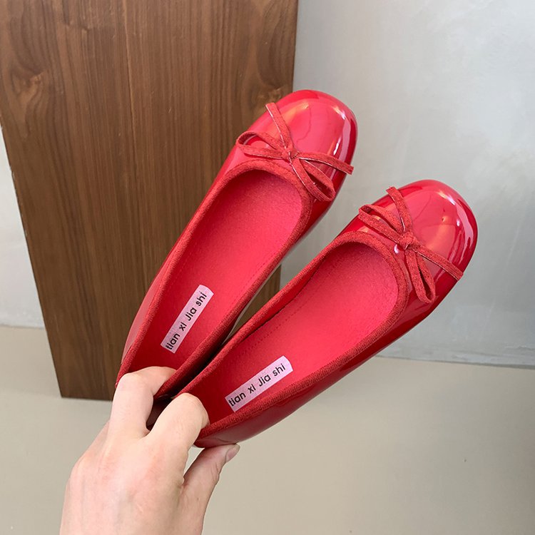 Women's Ballet Flats with Decorative Bow Appliqué and Comfortable Footbed