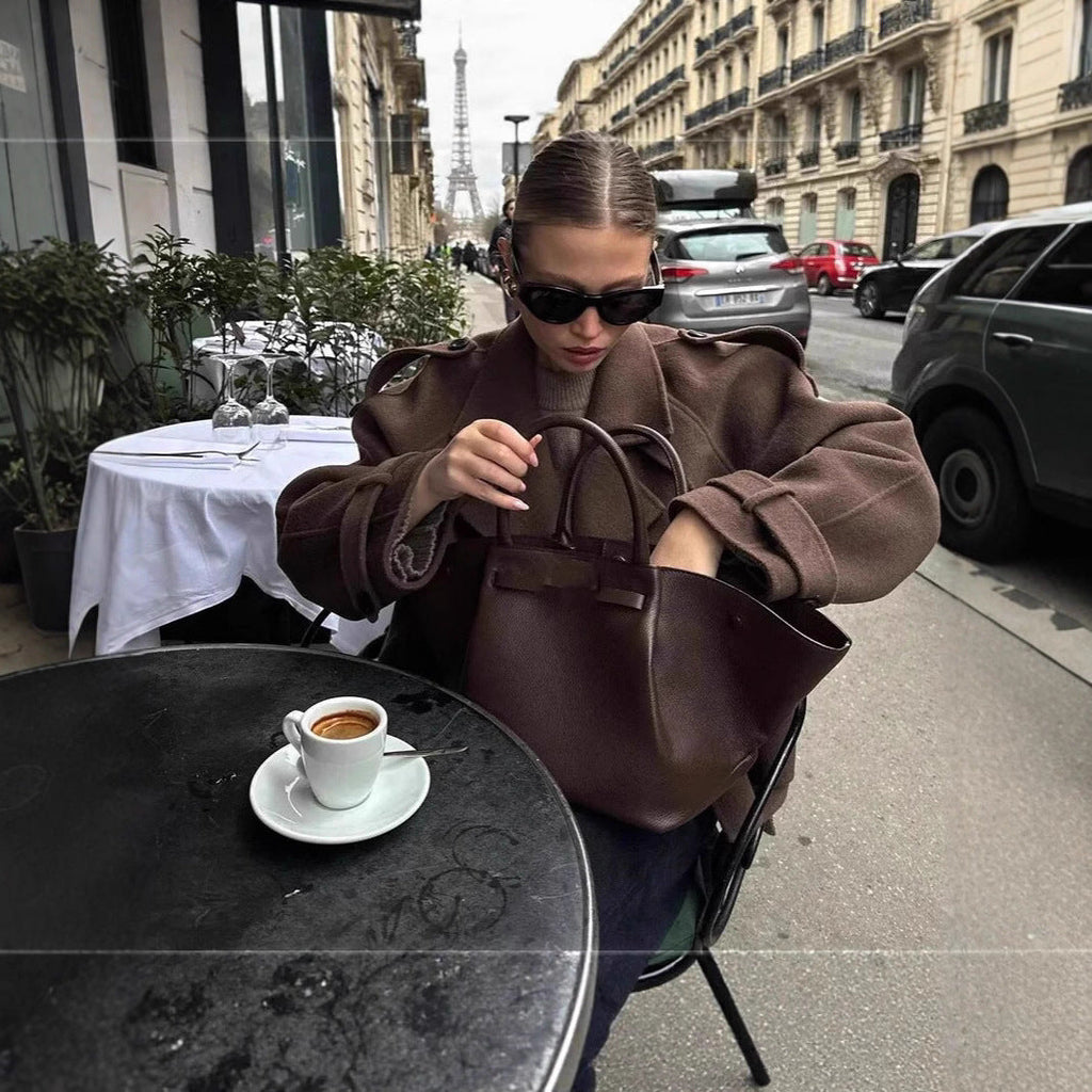 Elegant Wool Jacket with Double-Breasted Button Front