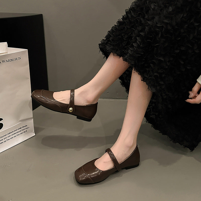 Women's Leather Ballet Flats with Elegant Strap