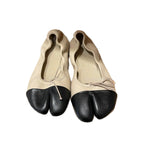 Women's Ballet Flats with Rounded Toe and Lace-Up Detail