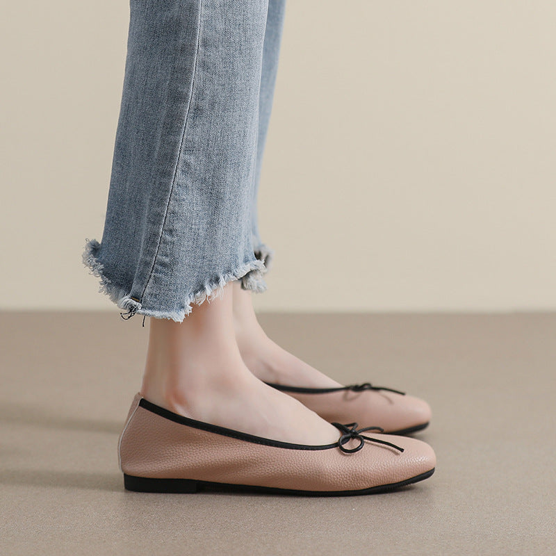 Women's Ballet Flats with Bow Accent