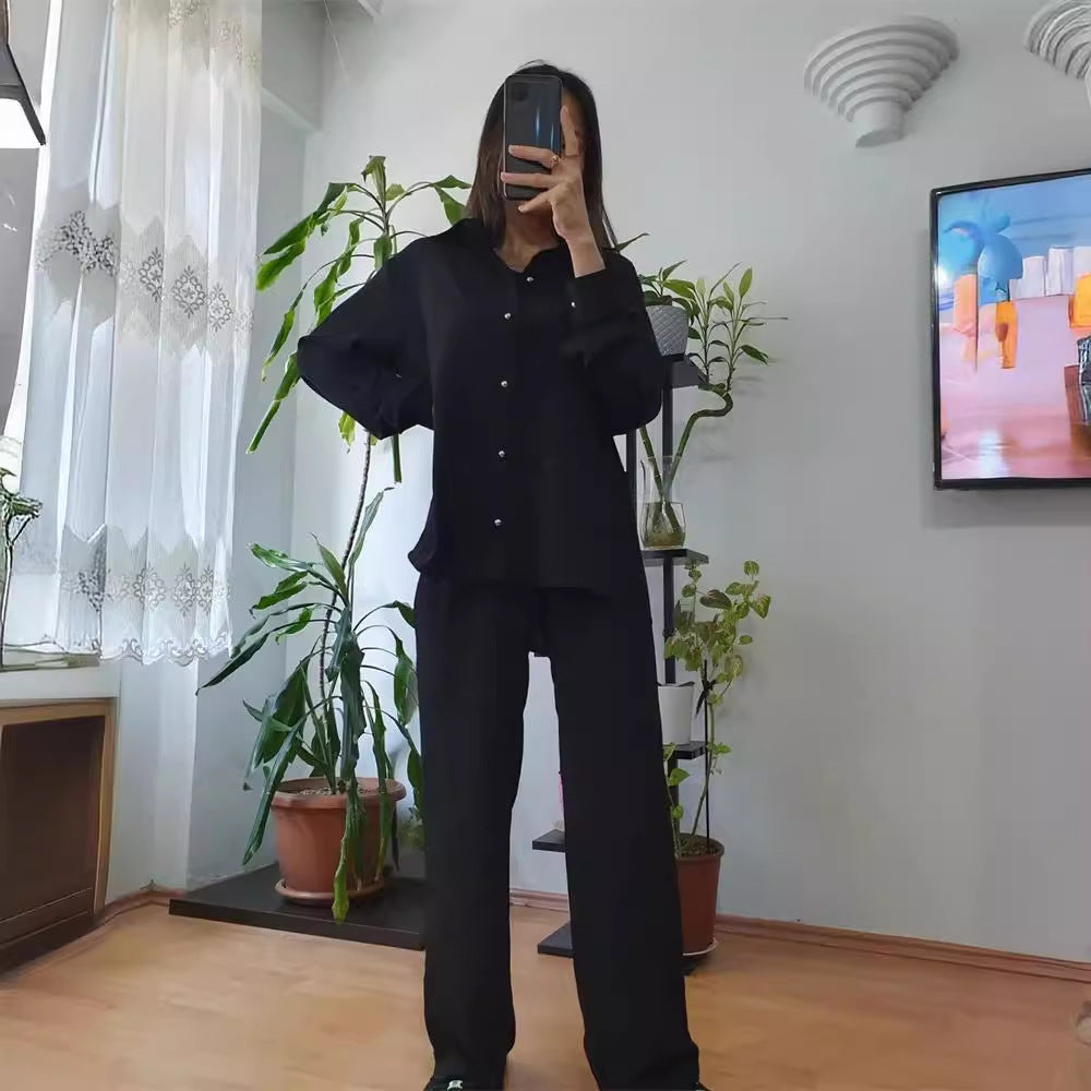 Casual and Elegant Blazer and Pants Ensemble