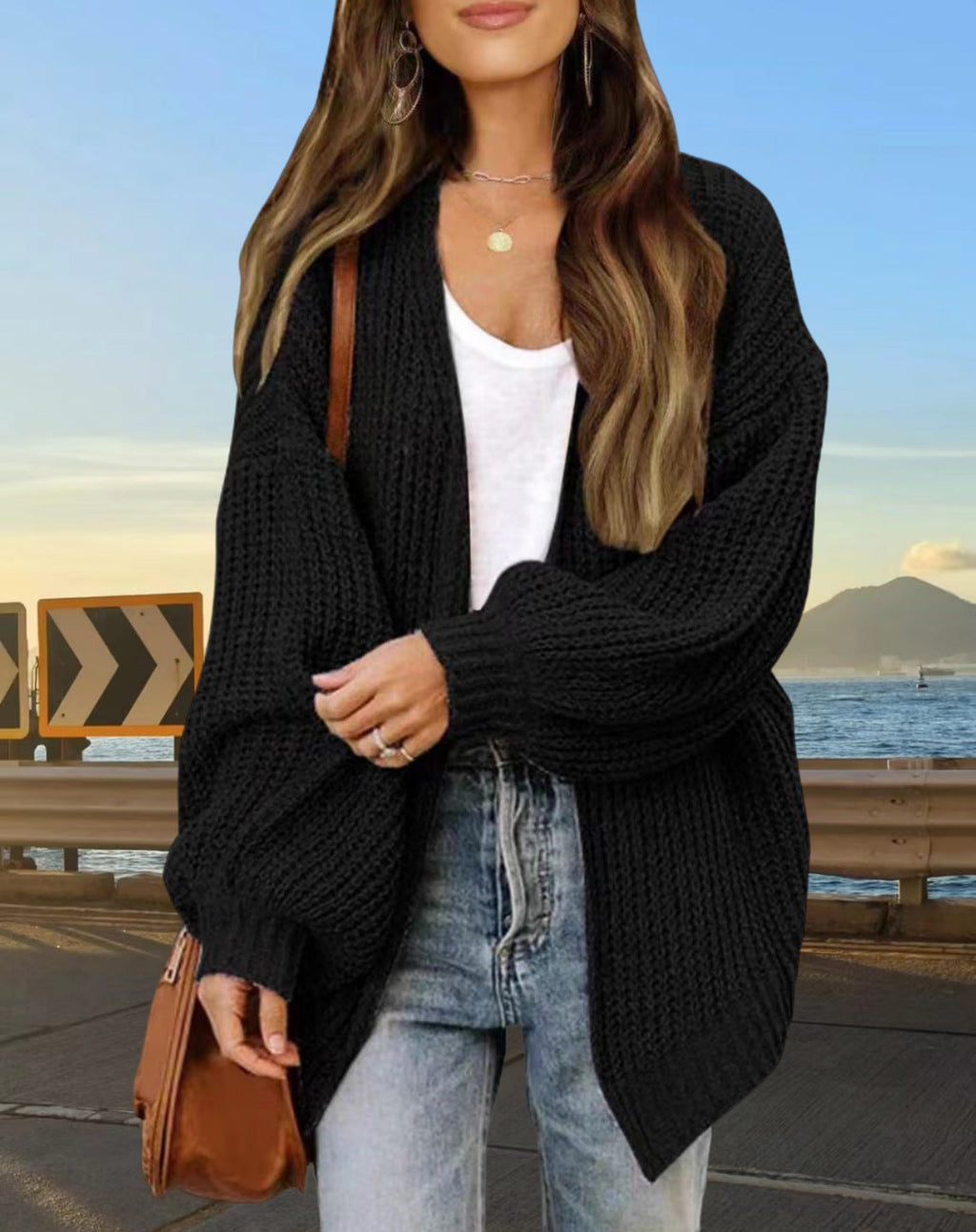 Women's Wide-Cut Chunky Knit Cardigan