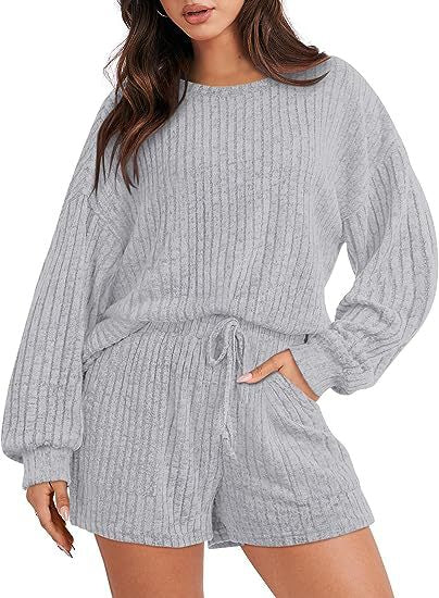 Women's Cozy Fleece Lounge Set with Wide Sleeves