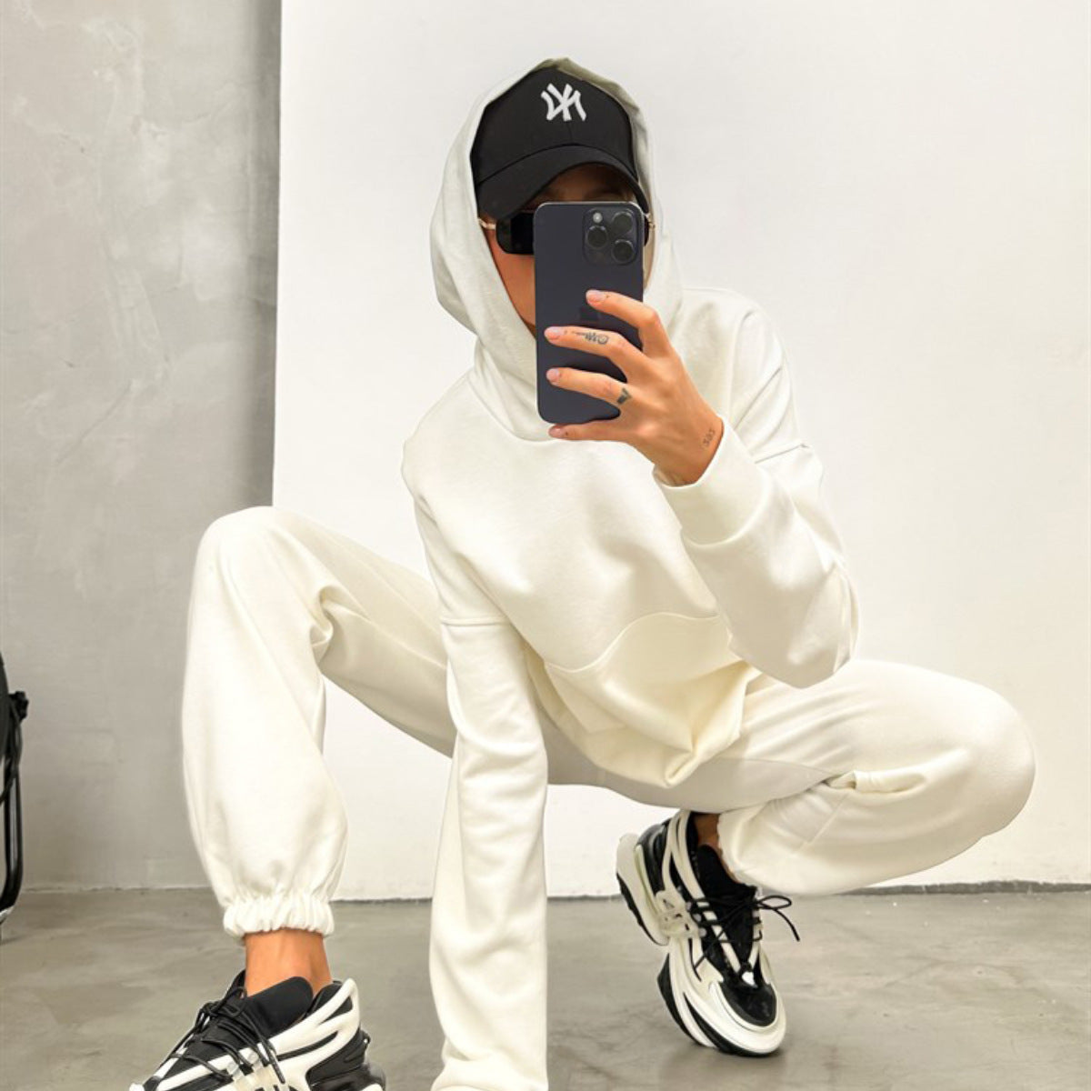 Women's Comfortable Hoodie Tracksuit Set with Elastic Cuffs