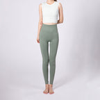 Women's High-Quality Functional Set with Sporty Cropped Top and High-Waist Leggings