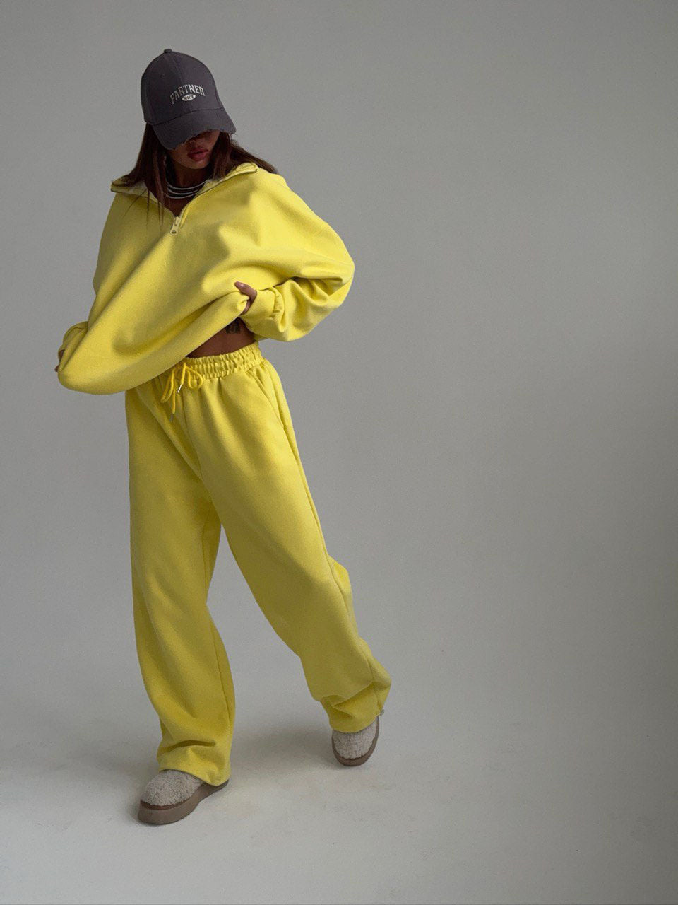 Women's Cozy Fleece Loungewear Set with Stand-Up Collar