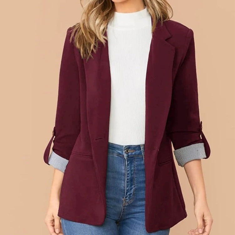 Elegant and Stylish Blazer with Striped Pattern