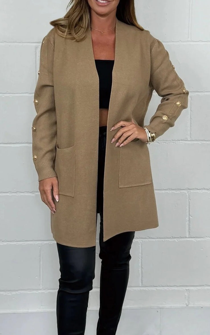 Women's Elegant Knit Cardigan with Button Details and Pockets