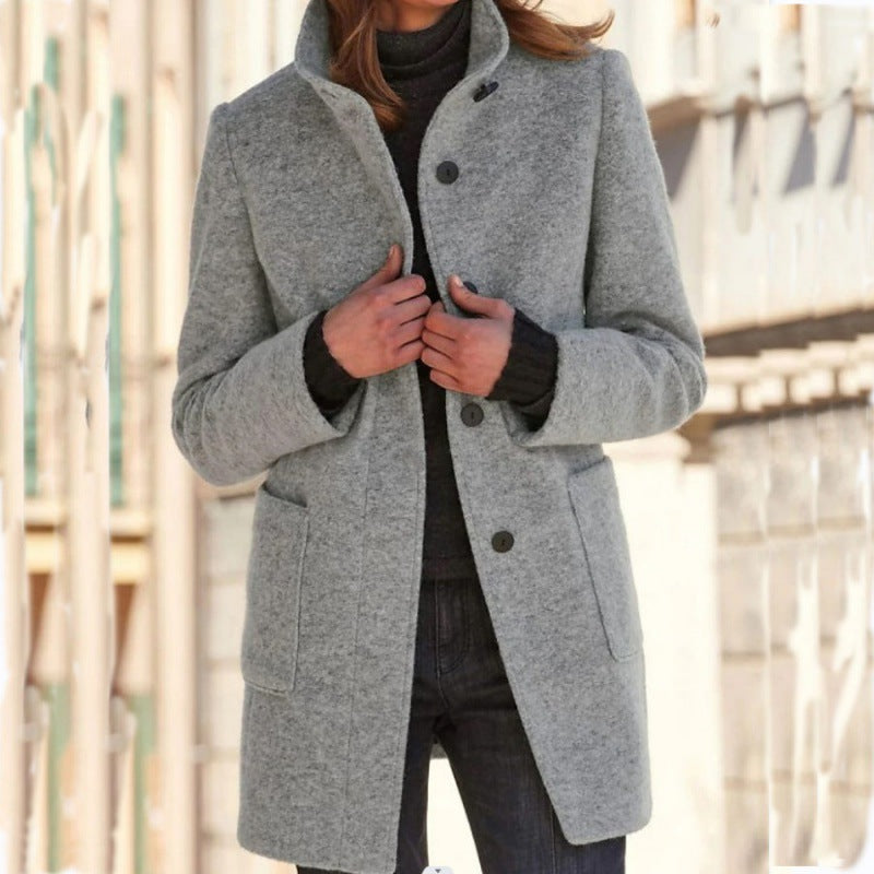 Women's Elegant Wool Jacket with Pockets and Button Closure
