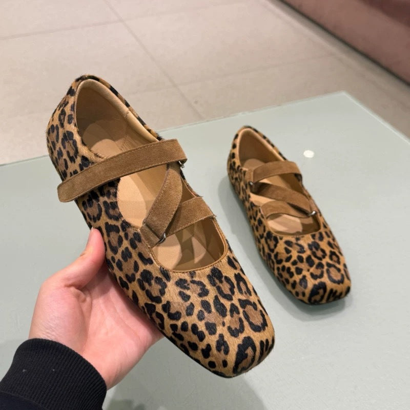 Women's Leopard Print Ballet Flats with Elegant Strap