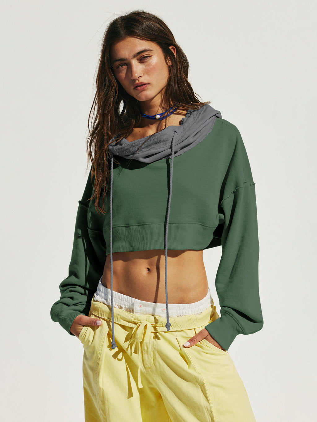 Cropped Sweatshirt with Kangaroo Pocket