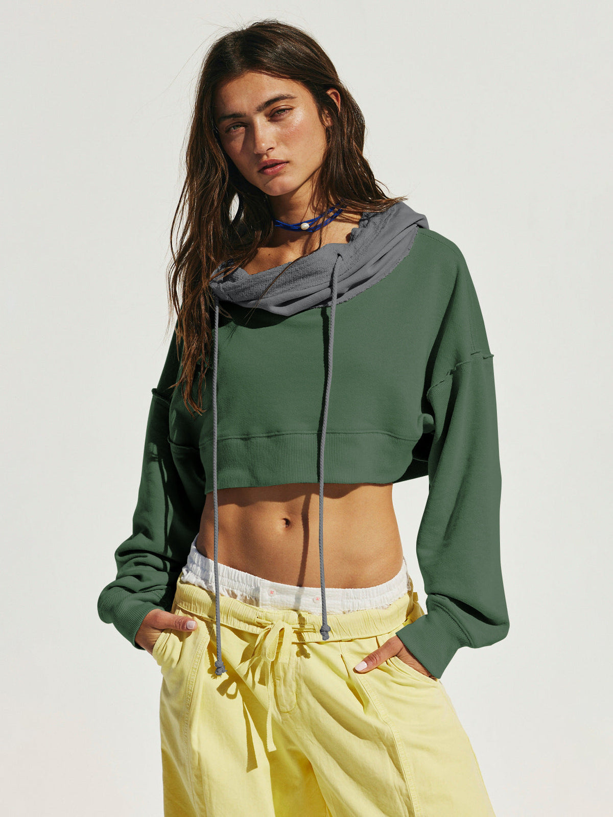 Cropped Sweatshirt with Kangaroo Pocket