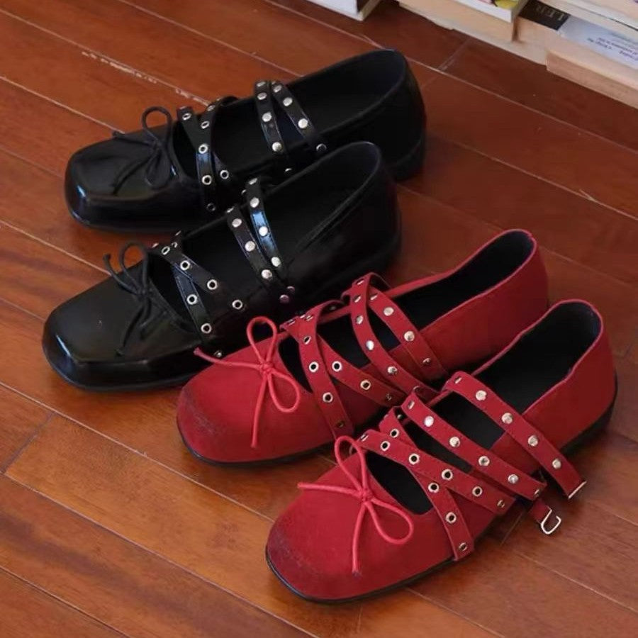 Women's Ballet Flats with Straps and Lacing