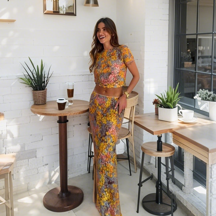 Women's Elegant Two-Piece Set with Floral Pattern