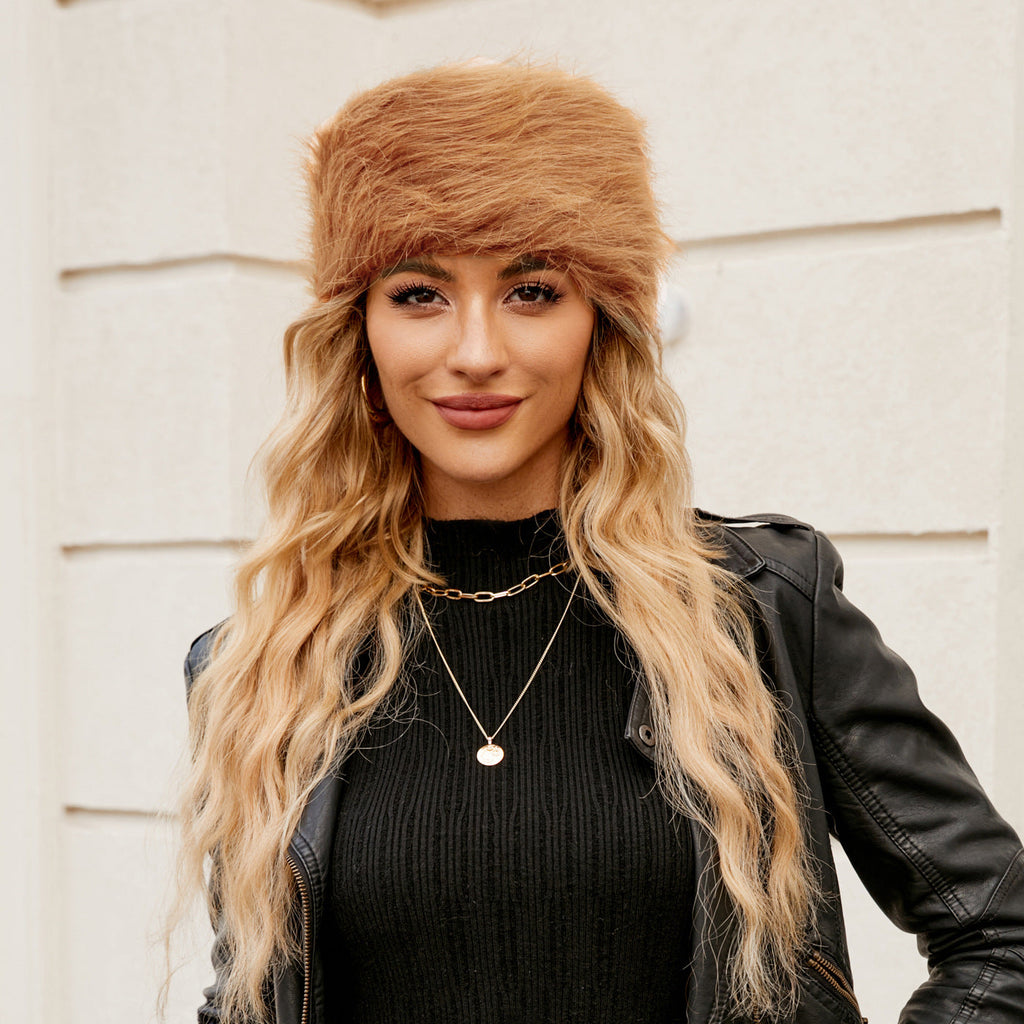 Cozy Fleece Hat with Modern Design