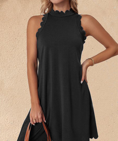 Women's Sleeveless Scalloped-Neck Flowy Dress