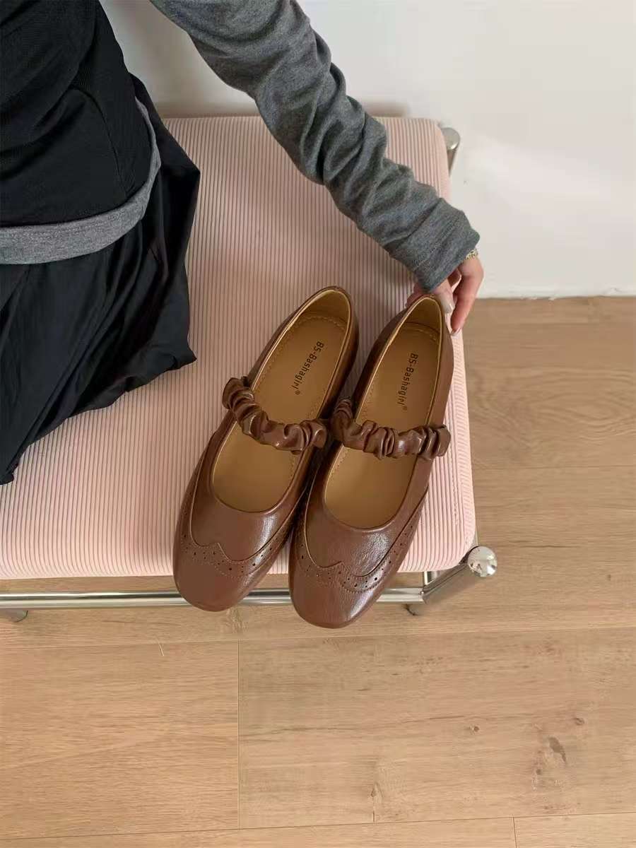 Women's Ballet Flats with Elastic Strap