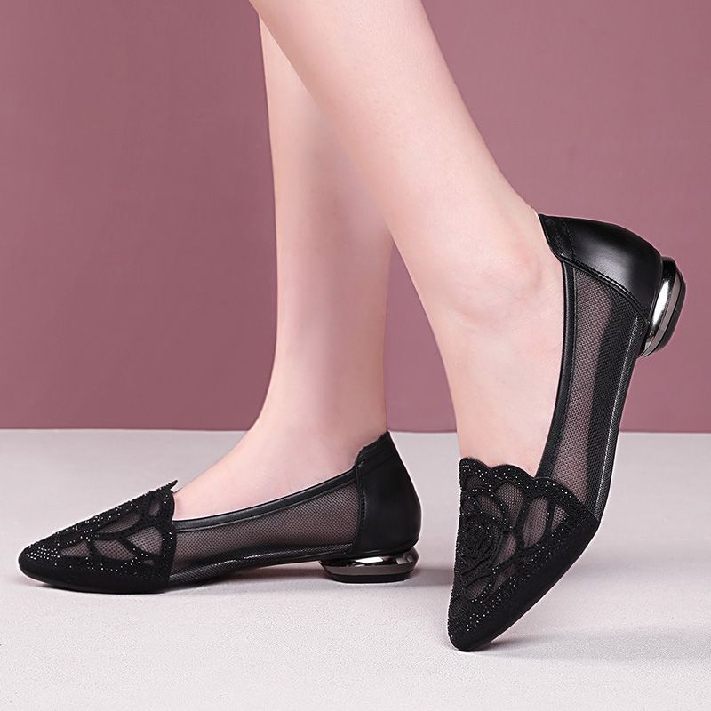 Women's Ballet Flats with Elegant Lace and Flat Sole