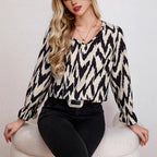 Women's Blouse with Modern Zigzag Pattern and Elegant Balloon Sleeves