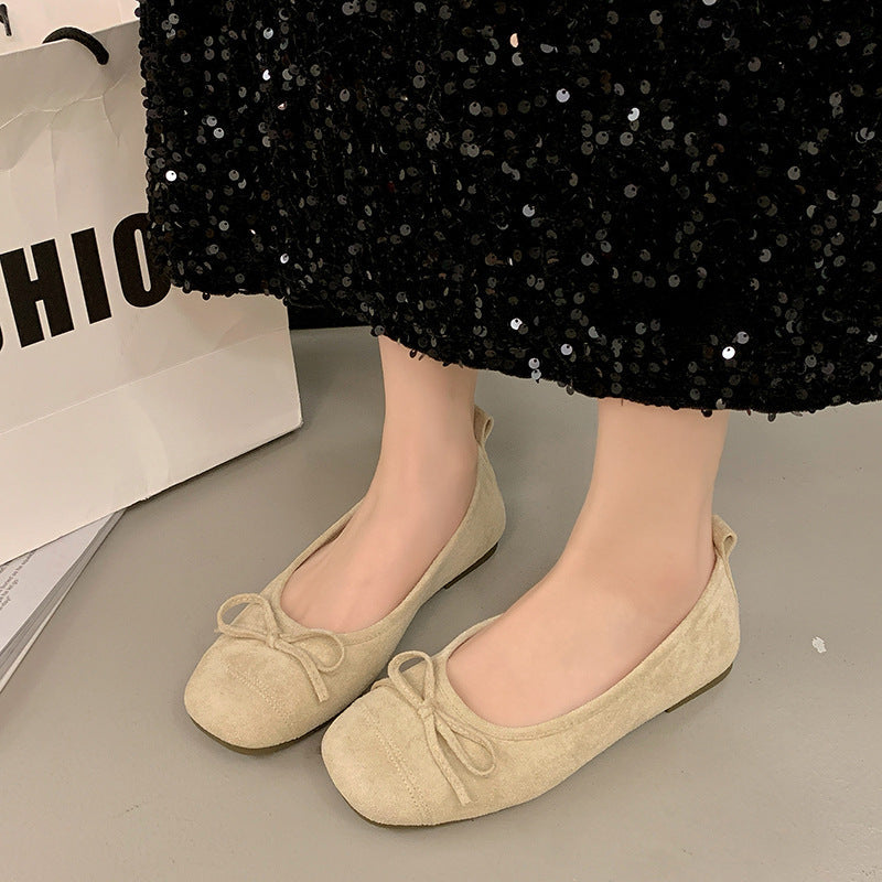 Women's Ballet Flats with Fine Bow Detail in Soft Material