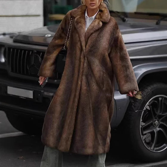 Elegant Faux Fur Coat with Soft Lining