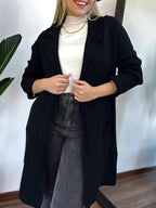 Elegant and Comfortable Transitional Jacket with Practical Pockets