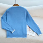 Women's Cozy Sweatshirt with Bow Motif and Comfortable Sleeves