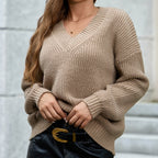 Women's Cozy V-Neck Knit Sweater with Relaxed Fit and Textured Pattern