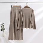 Casual Knit Ensemble with High Collar and Side Slits