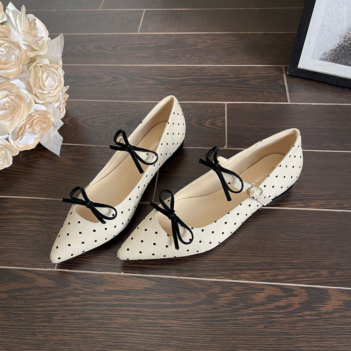 Women's Ballet Flats with Elegant Strap and Polka Dot Design