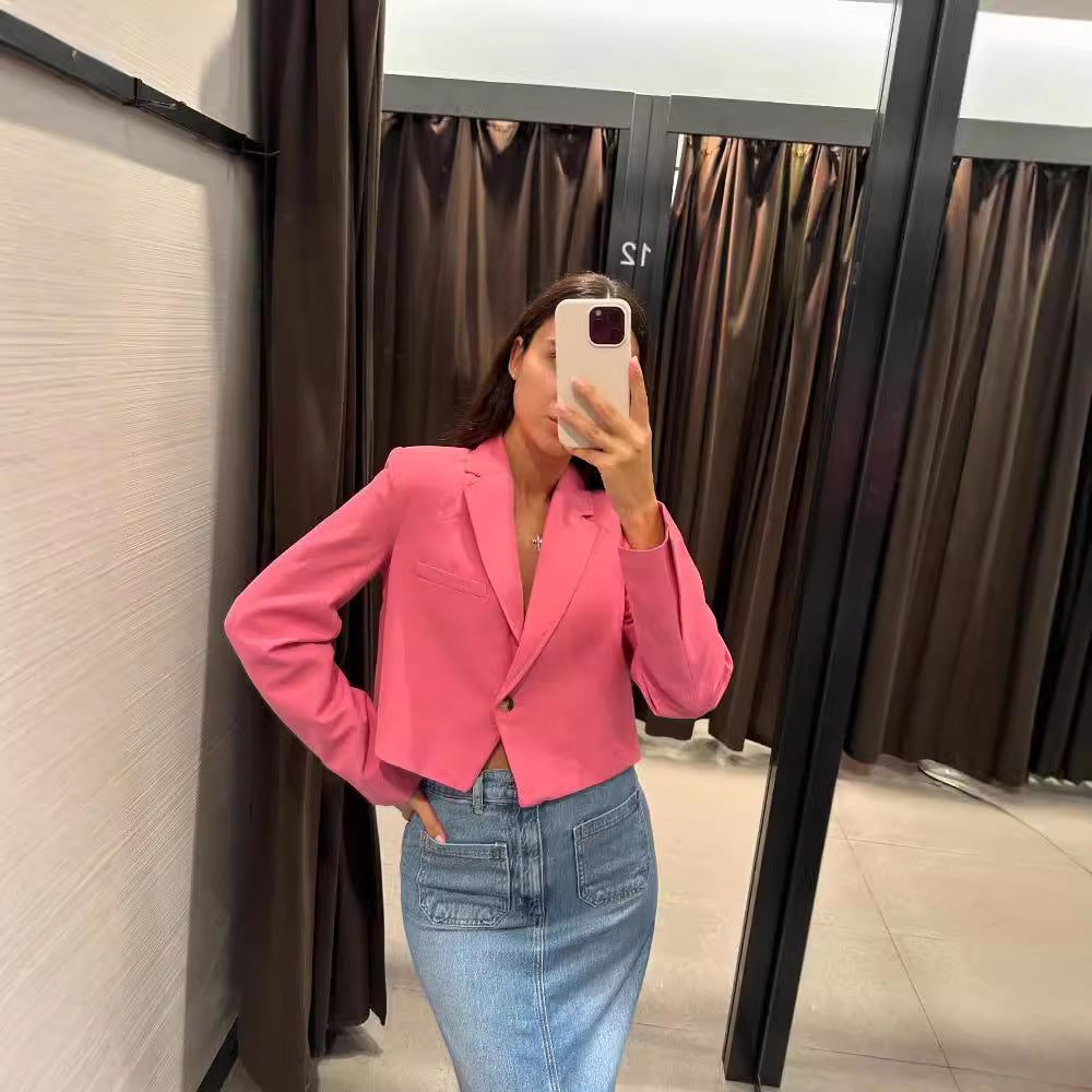 Women's Cropped Blazer with Elegant Button Details